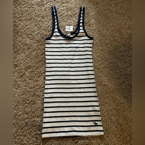 NEW Abercrombie white and blue striped tank top size x large